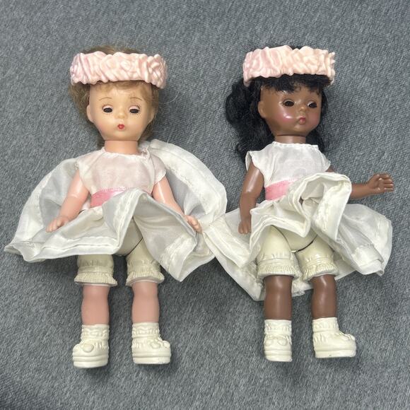 Madame Alexander Other - Madame Alexander Flower Girl Dolls 2pc Matching Dresses Headbands Sleep Eyes